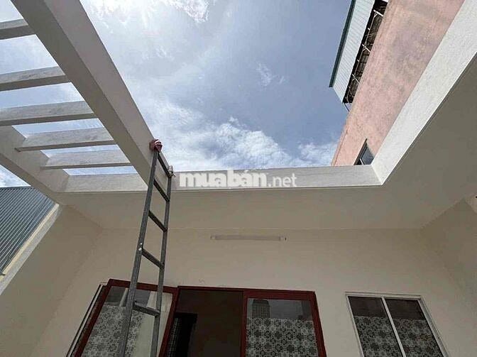 Bán nhà 2.5 tầng Lê Duẩn cách đường chính đúng 1 cái nhà giá rẻ
