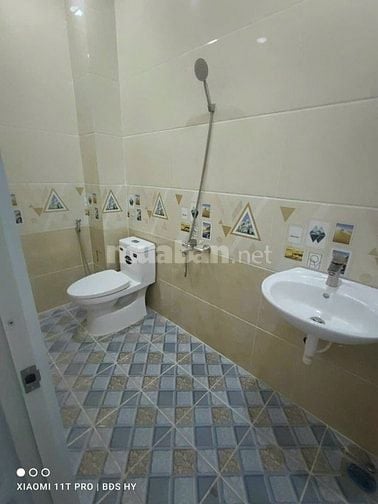 Cho thuê nhà 631/15A Quốc Lộ 13, 10 triệu, DTSD 75m2, 2PN, 2WC,Thủ Đức