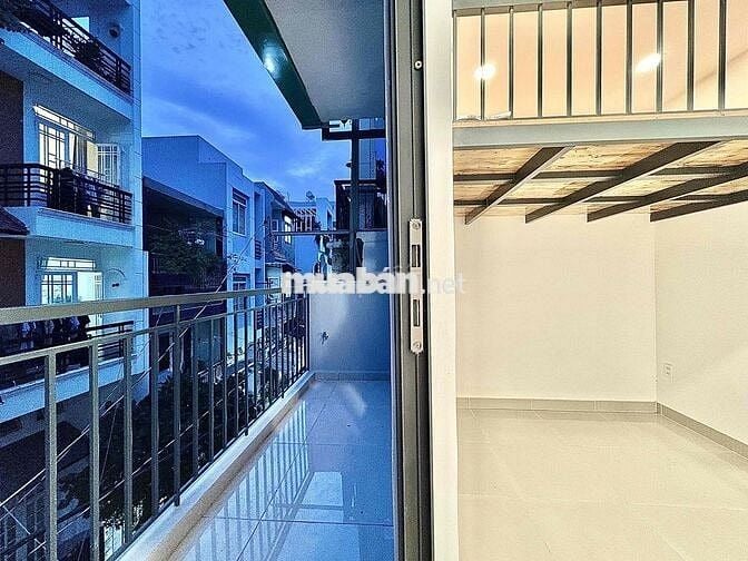 Cho Thuê Căn Hộ Duplex Mới 100% Ban Công Full Nt Ngay Lê Văn Sỹ Quận 3