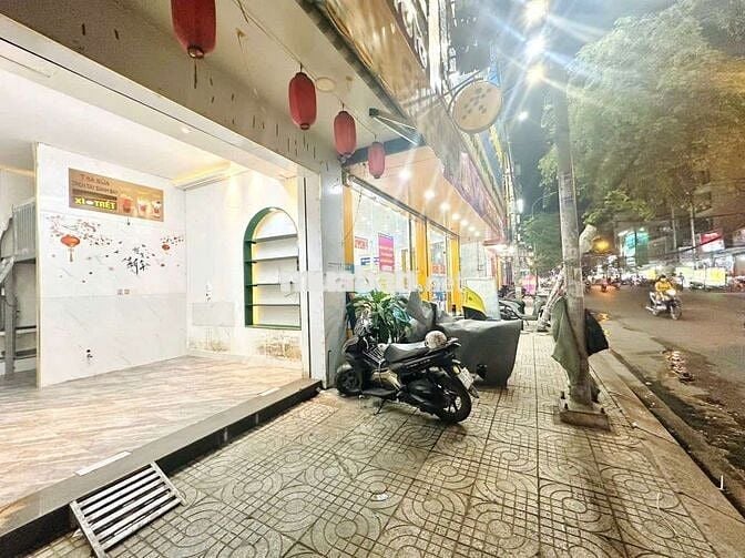 🔰MBKD MT Phạm Văn Bạch - DT 4x4.5m Vỉa Hè Rộng - Có Gác, WC Riêng