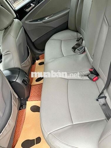 Hyundai Sonata 2010 2.0L AT - 108000 km