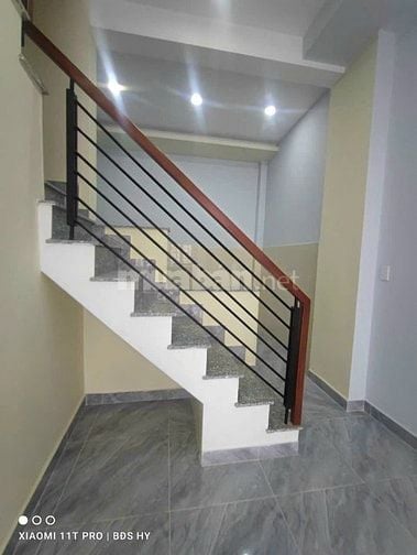 Cho thuê nhà 631/15A Quốc Lộ 13, 10 triệu, DTSD 75m2, 2PN, 2WC,Thủ Đức