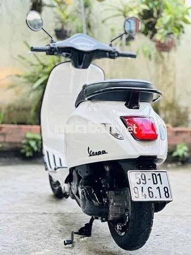 VESPA PRIMAVERA 125CC TRẮNG ĐEN SPORTY 2015