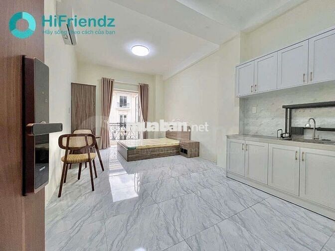 CHO THUÊ PHÒNG BAN CÔNG FULL NỘI THẤT TRONG VẠN PHÚC CITY