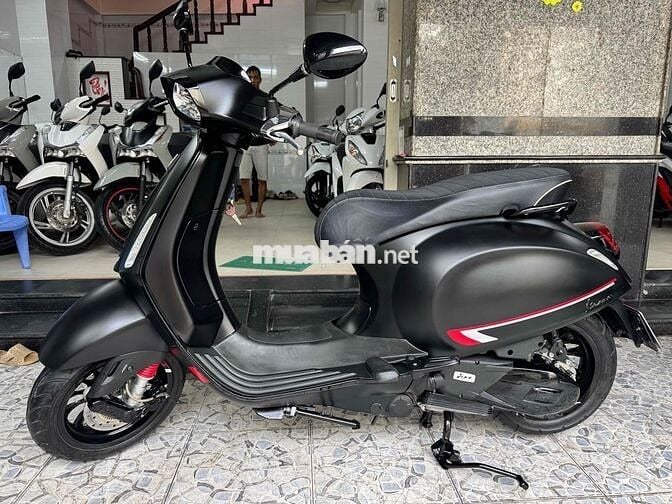 Vespa Sprint S 125 Đời 2021 Bản Đặt Biệt Đen Nhám