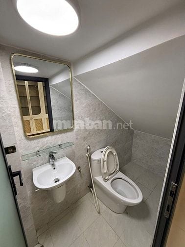 CHO THUÊ NHÀ 4 TẦNG ĐÀY ĐỦ NỘI THẤT HẺM Ô TÔ HUỲNH VĂN NGHỆ Q.TÂN BÌNH