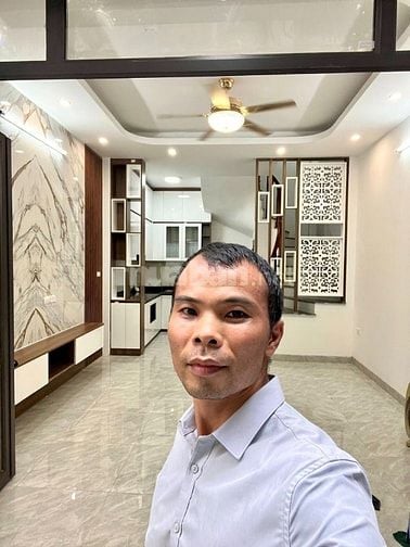 VIỆT HƯNG NHÀ 5 TẦNG - 3 PHÒNG NGỦ - ĐẸP LUNG LINH - HƠN 5 TỶ