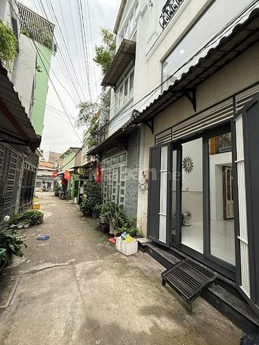 CHO THUÊ NHÀ 4 TẦNG ĐÀY ĐỦ NỘI THẤT HẺM Ô TÔ HUỲNH VĂN NGHỆ Q.TÂN BÌNH