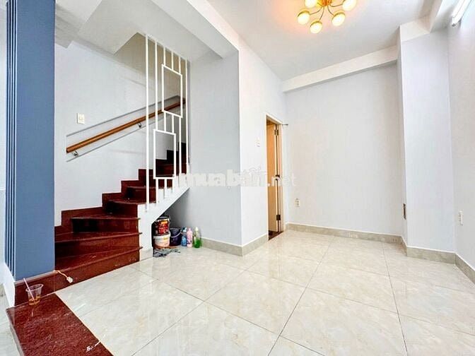 NHÀ ĐẸP📍GIÁP TÂN PHÚ - Hiếm🔸Giá 4tỷ hơn xíu 🔸4 tầng 3pn 2wc DTSD 90m²
