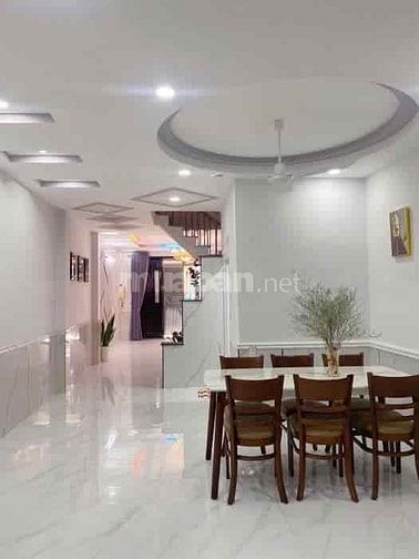 Giá tốt chủ bán gấp nhà dt49m2 Hoàng Hoa Thám, Bình Thạnh. SHR hẻm oto