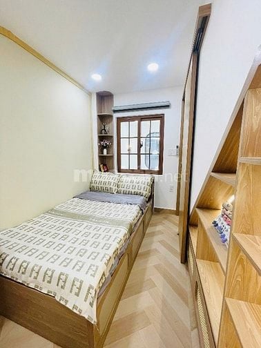 ⭐️Nhà 2 Lầu tuyệt đẹp CAO CẤP hẻm Đinh Công Tráng, P.Tân Định, Q1.
