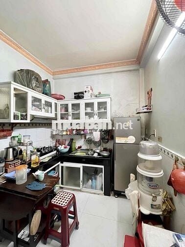 Nhà ngay Hòa Bình -DT:4x9- Đức 2 tầng- hẻm 6m - Chỉ 4.xtỷ
