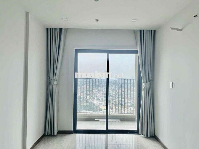 Chính chủ cần bán gấp căn Bcons Plaza, sát làng Đại học, 53m2, 2PN-2WC