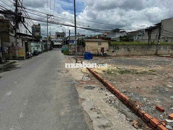cần bán lô đất mặt tiền bình hoà 15. DT 76m2 có 67m2 thổ cư