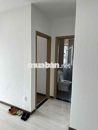Chính chủ cần bán gấp căn Bcons Plaza, sát làng Đại học, 53m2, 2PN-2WC