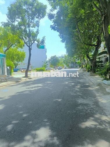Bán nhà 3 tầng mặt tiền đường số 16m KDC An Phú Hưng p.Tân Phong Q7