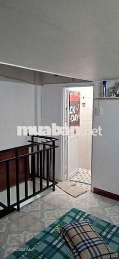 Bán gấp nhà:5(rộng)x4(dài),1lầu,2PN hẻm 972, huỳnh tấn phát,Q7