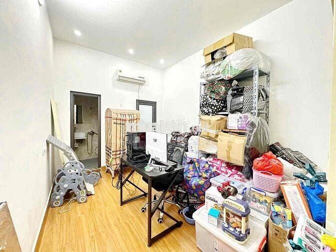 cần bán nhà kim mã 5 tầng ngõ thông