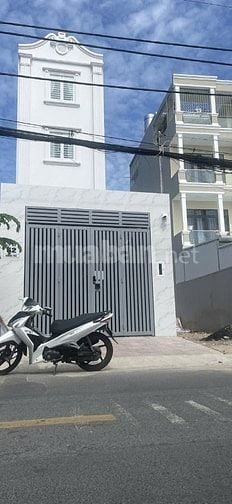 Bán CCHDV ngay khu công nghệ cao cho thu nhập ổn  định 