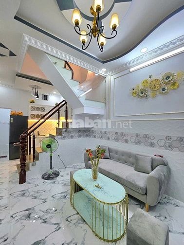 Nhà bán sổ hồng 2 lầu hẻm xe hơi. Gần Phú Mỹ Hưng quận 7