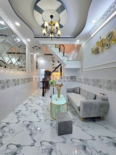 Nhà bán sổ hồng 2 lầu hẻm xe hơi. Gần Phú Mỹ Hưng quận 7