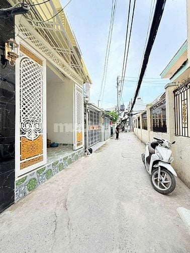 Nhà Đẹp 1 Lầu – Mặt Tiền Kinh Doanh – Xe Hơi Tới Nhà –Nhà Bè Gần Quận