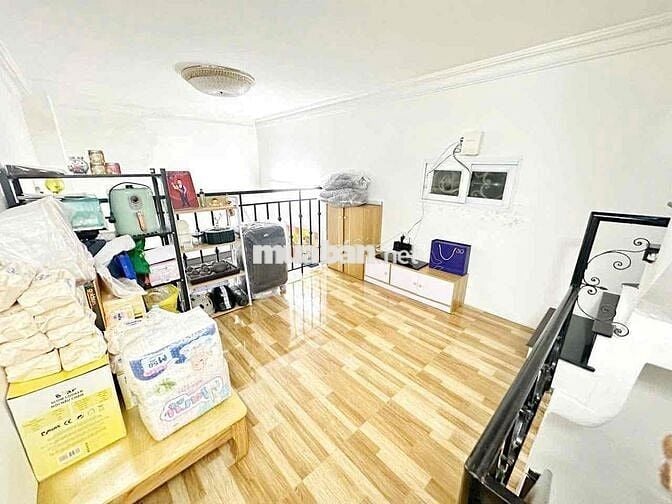 cần bán nhà kim mã 5 tầng ngõ thông