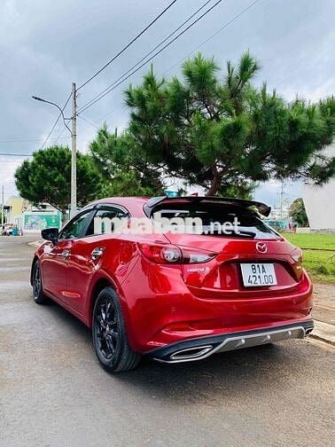 Mazda 3 2018 1.5 AT