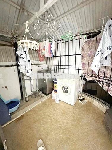 cần bán nhà kim mã 5 tầng ngõ thông