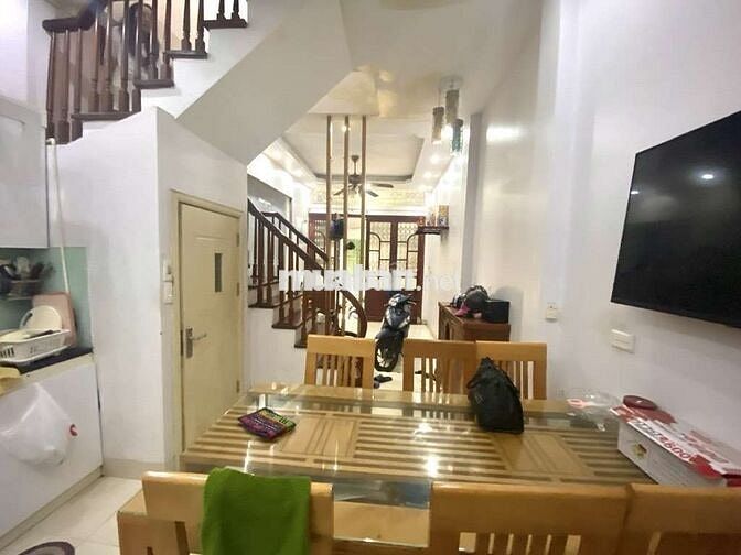 Nhà Ngõ nông ở phố vĩnh phúc ba đình hà nội