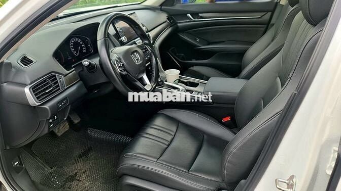 Honda Accord 2022 1.5 Turbo - 31000 km