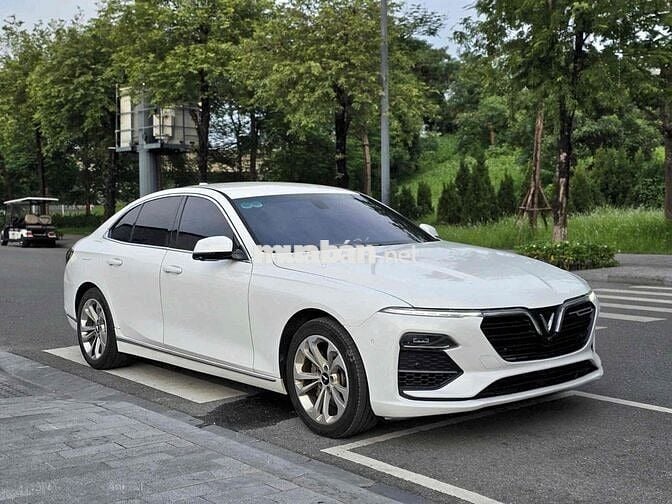 VinFast Lux A2.0 2019 Plus 2.0 AT - 65000 km