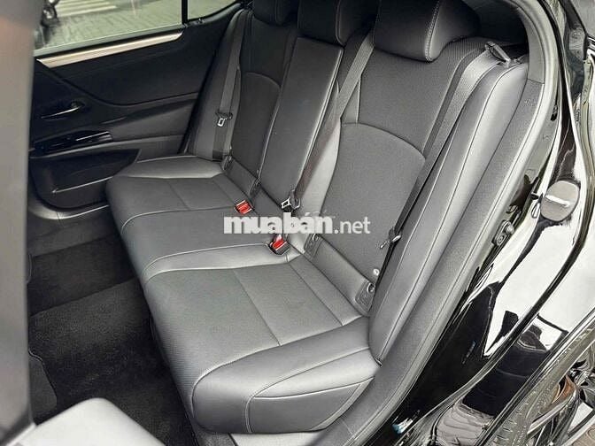 Lexus ES250 F.Sport sx 2021 nhập Nhật siêu đẹp