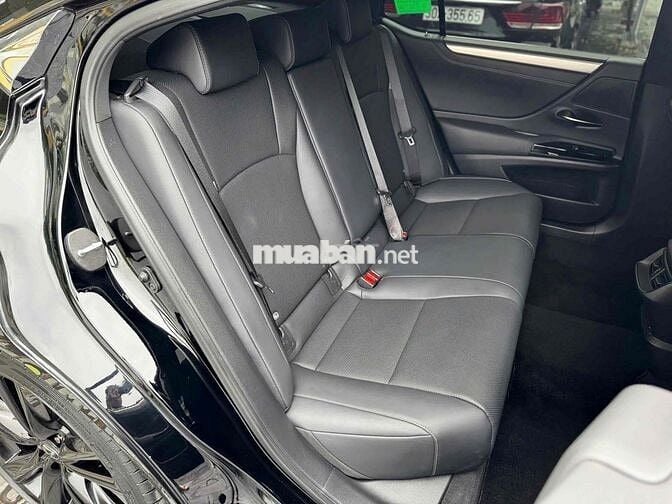Lexus ES250 F.Sport sx 2021 nhập Nhật siêu đẹp
