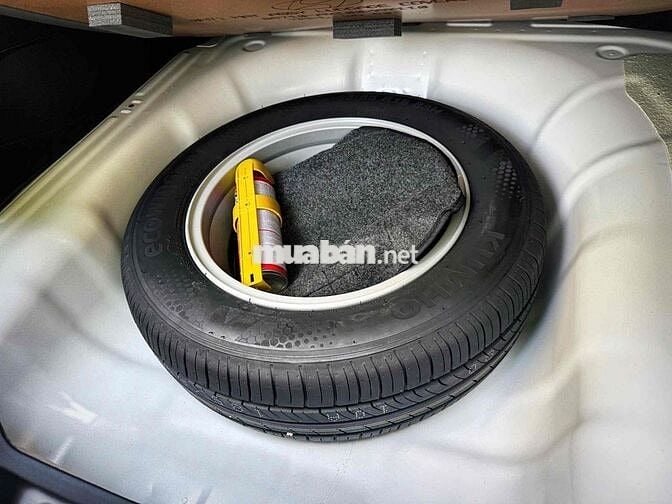 Hyundai Accent 2025 1.5 AT - 6000 km