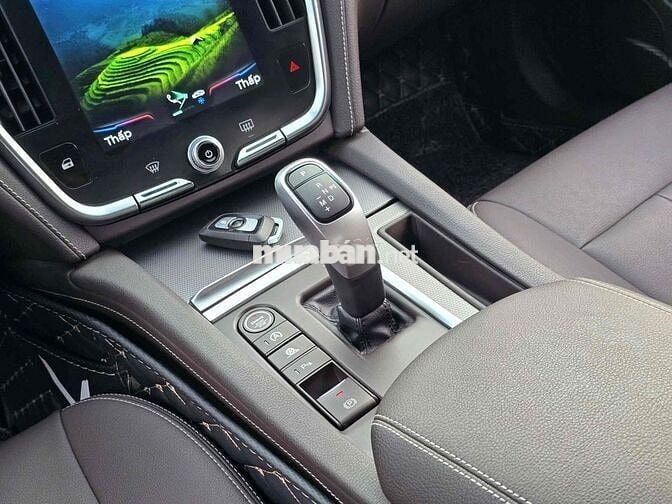 VinFast Lux A2.0 2019 Plus 2.0 AT - 65000 km