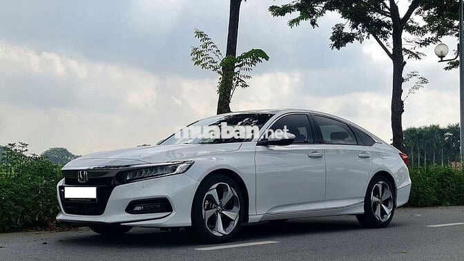 Honda Accord 2022 1.5 Turbo - 31000 km