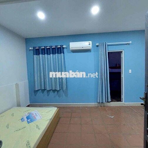 CHO THUÊ CĂN HỘ DỊCH VỤ CÓ BAN CÔNG THOÁNG MÁT NGAY GẦN THỐNG NHẤT