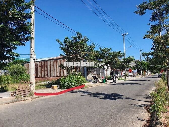 Bán đất 100m2 vuông vức mt Phạm Đình Bân, Hoà Quý, NHS