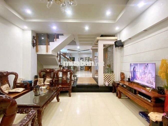 Xe hơi Ngủ trong nhà, 66m2, Ngang 4,9m, Đặng Thuỳ Trâm,  Bình Thạnh,