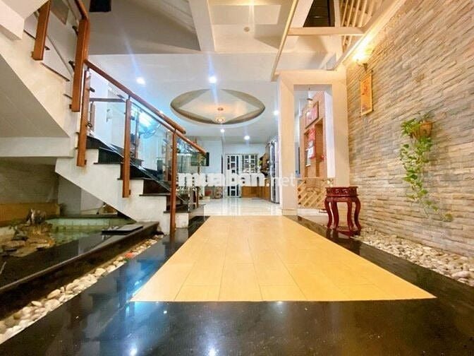 Xe hơi Ngủ trong nhà, 66m2, Ngang 4,9m, Đặng Thuỳ Trâm,  Bình Thạnh,