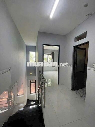 Cho thuê nhà trệt lầu hẻm nguyễn thị minh khai Phú Hoà