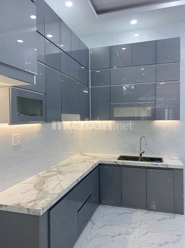 Bán nhà 3 tầng đường hoang hữu nam cọc vào ở ngay 