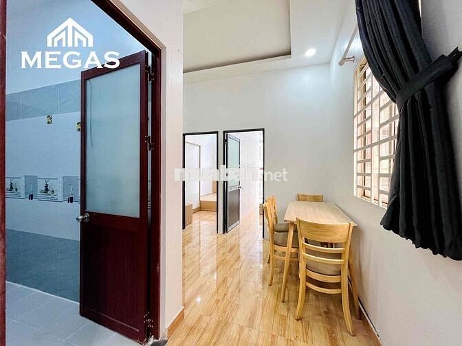 Căn Hộ 2PN Ban Công mới 100% ngay sân vận động Phú Thọ