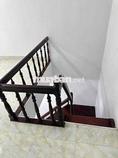 Nhà hẻm 370 Phan Bội Châu, cách mặt tiền 20m giá tốt