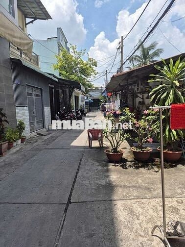 BÁN NHÀ GÒ XOÀI HẺM XE HƠI 2PN 2WC GIÁ 3,68TỶ TL