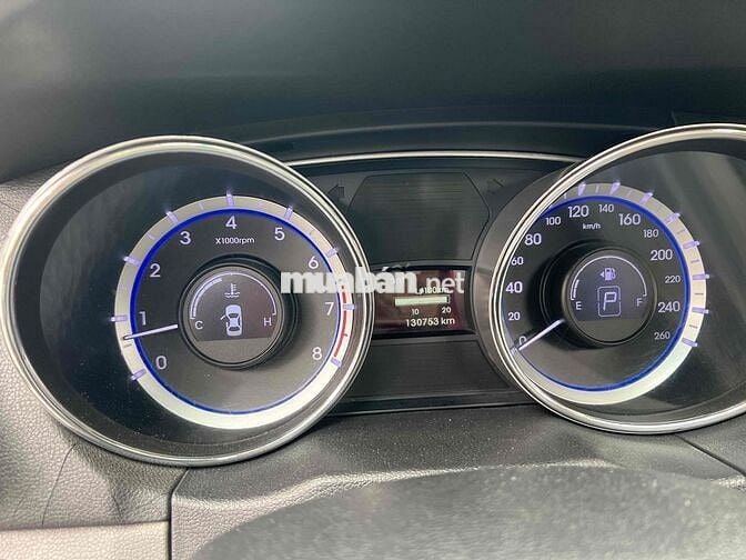 HYUNDAI SONATA 2.0AT 2011 NHẬP XE CỰC CHẤT MÁY ZIN
