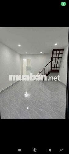 Nhà cho thuê đúc 1 tấm nhà mới