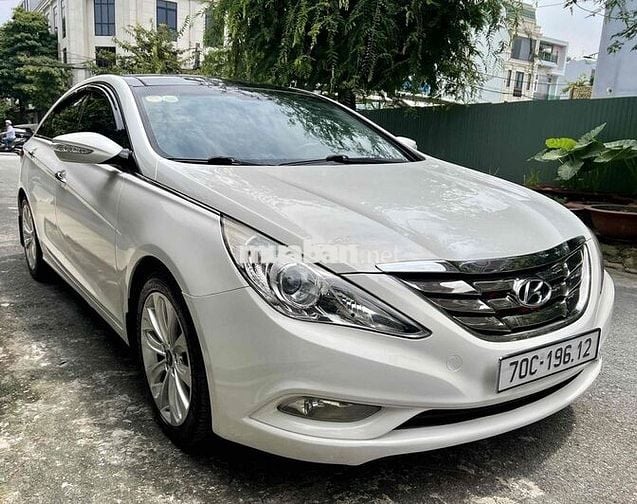 HYUNDAI SONATA 2.0AT 2011 NHẬP XE CỰC CHẤT MÁY ZIN