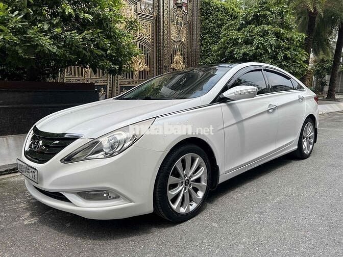 HYUNDAI SONATA 2.0AT 2011 NHẬP XE CỰC CHẤT MÁY ZIN